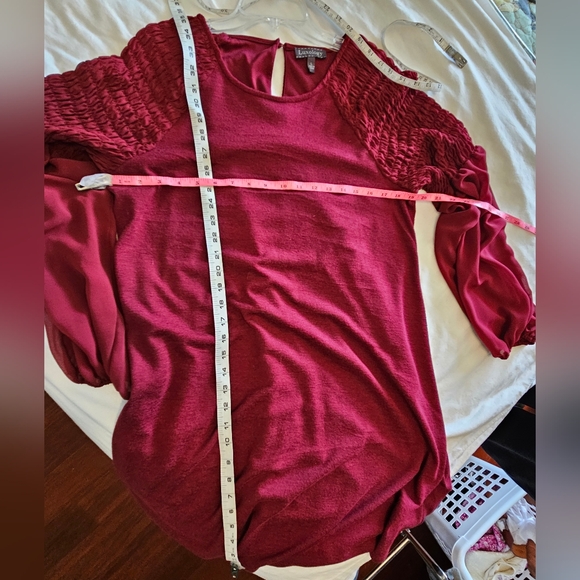 Luxology Bell Sleeved Midi Dress - Picture 7 of 9